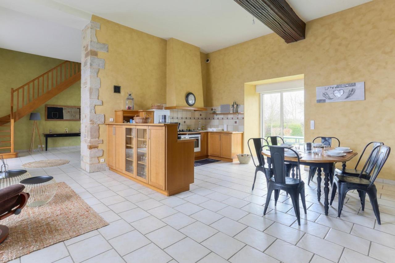 Tour Des Alleux - Maison De Maitre Pour 6 Hébergement de vacances